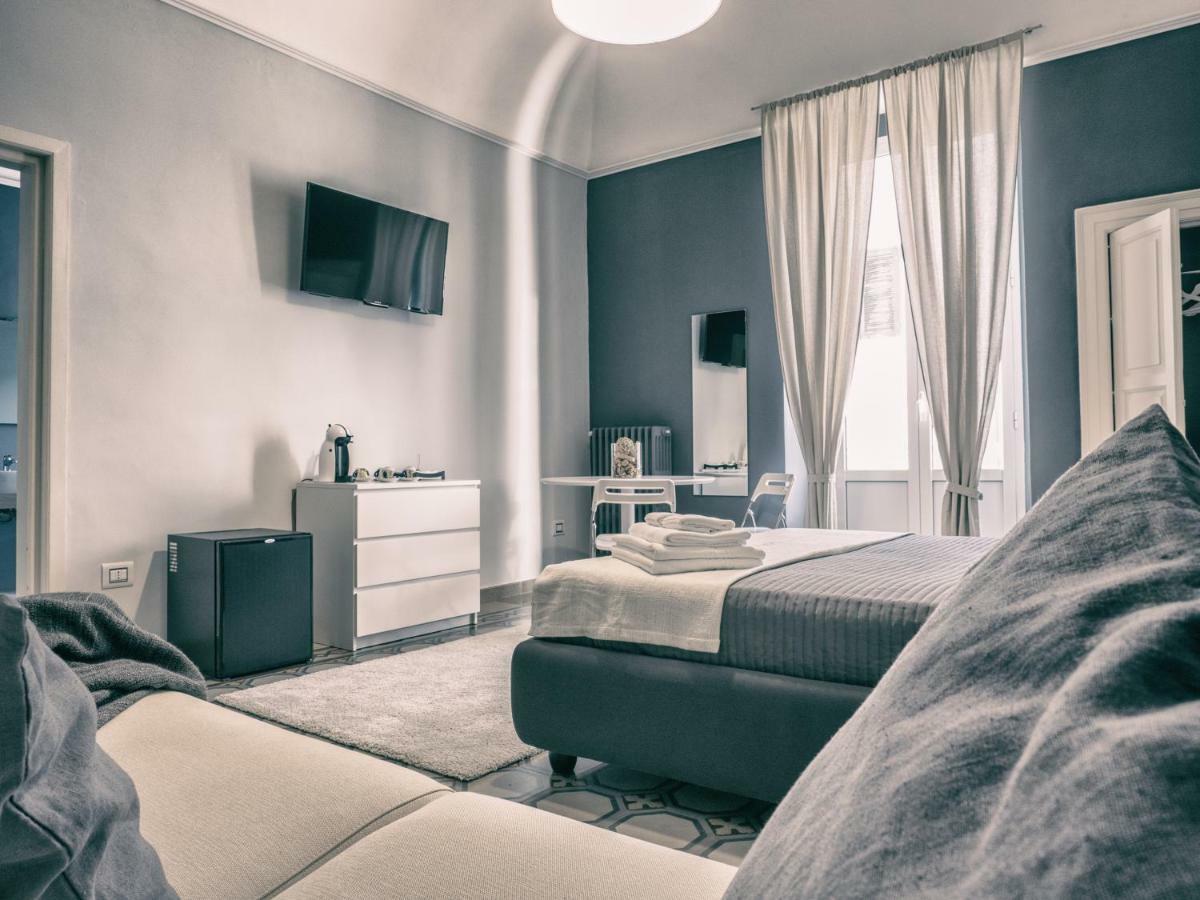 Ajde Rooms & Breakfast Trani Exterior photo