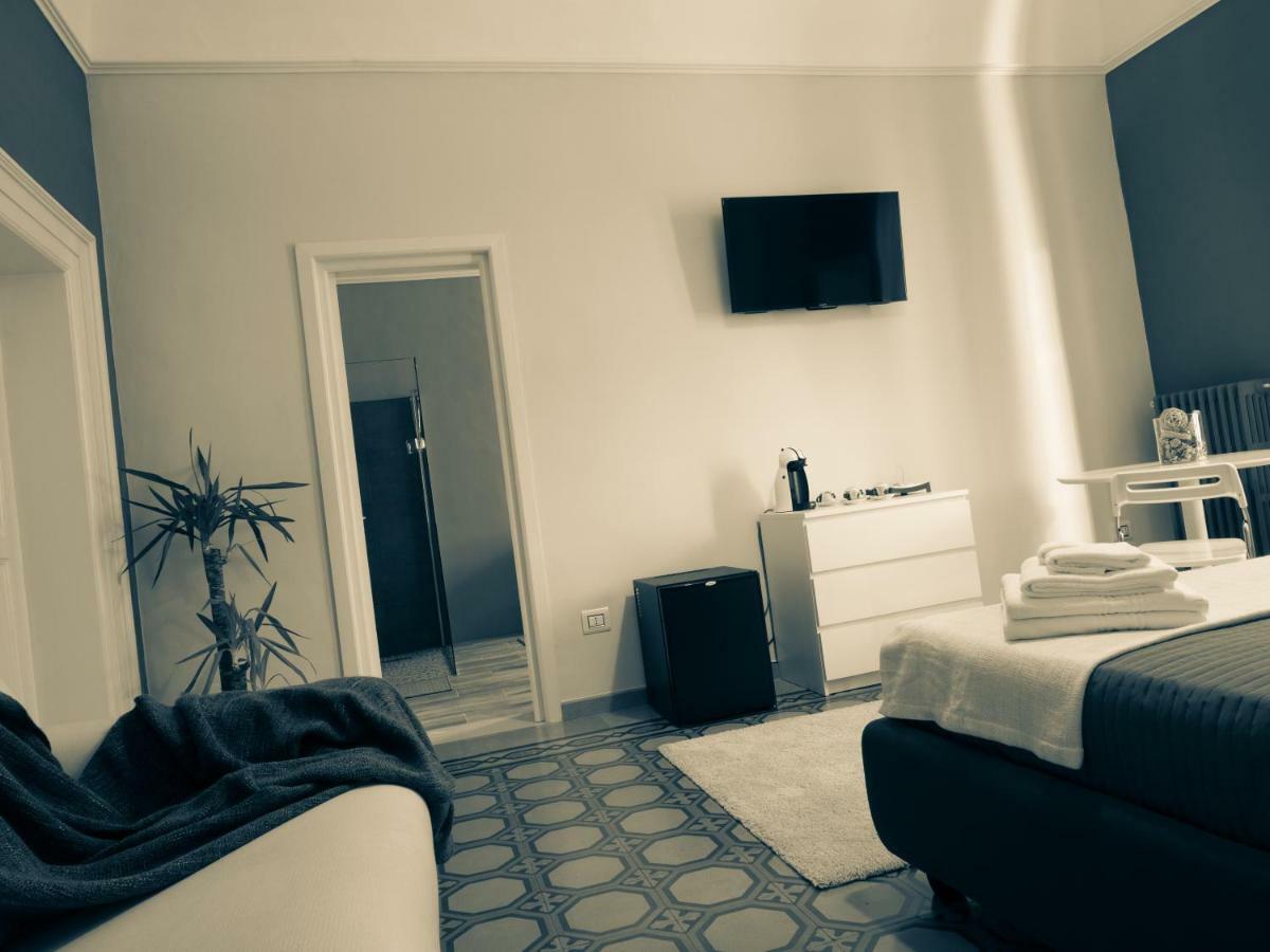 Ajde Rooms & Breakfast Trani Exterior photo