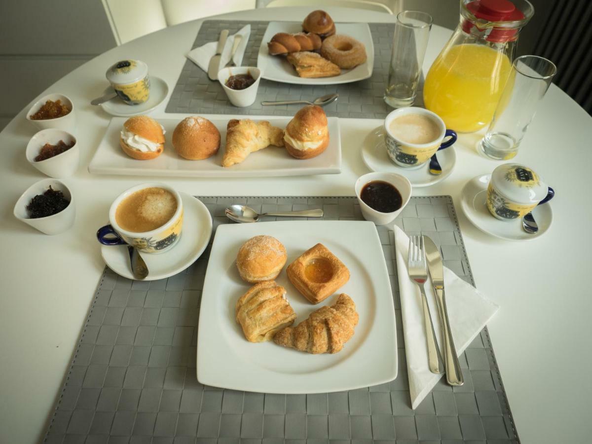 Ajde Rooms & Breakfast Trani Exterior photo