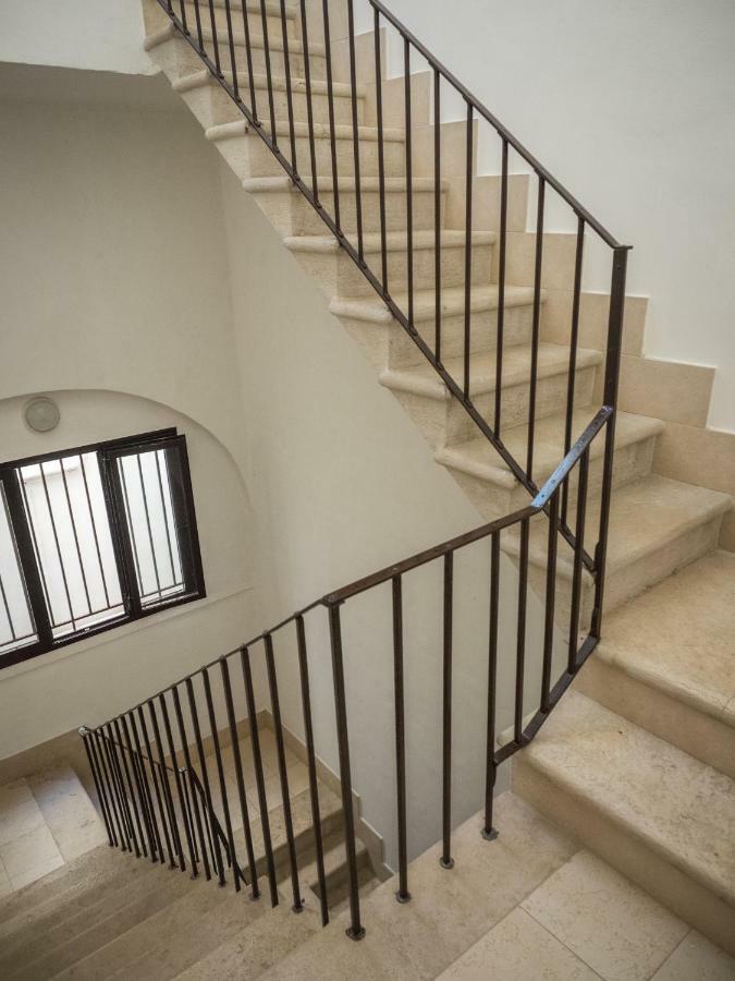 Ajde Rooms & Breakfast Trani Exterior photo